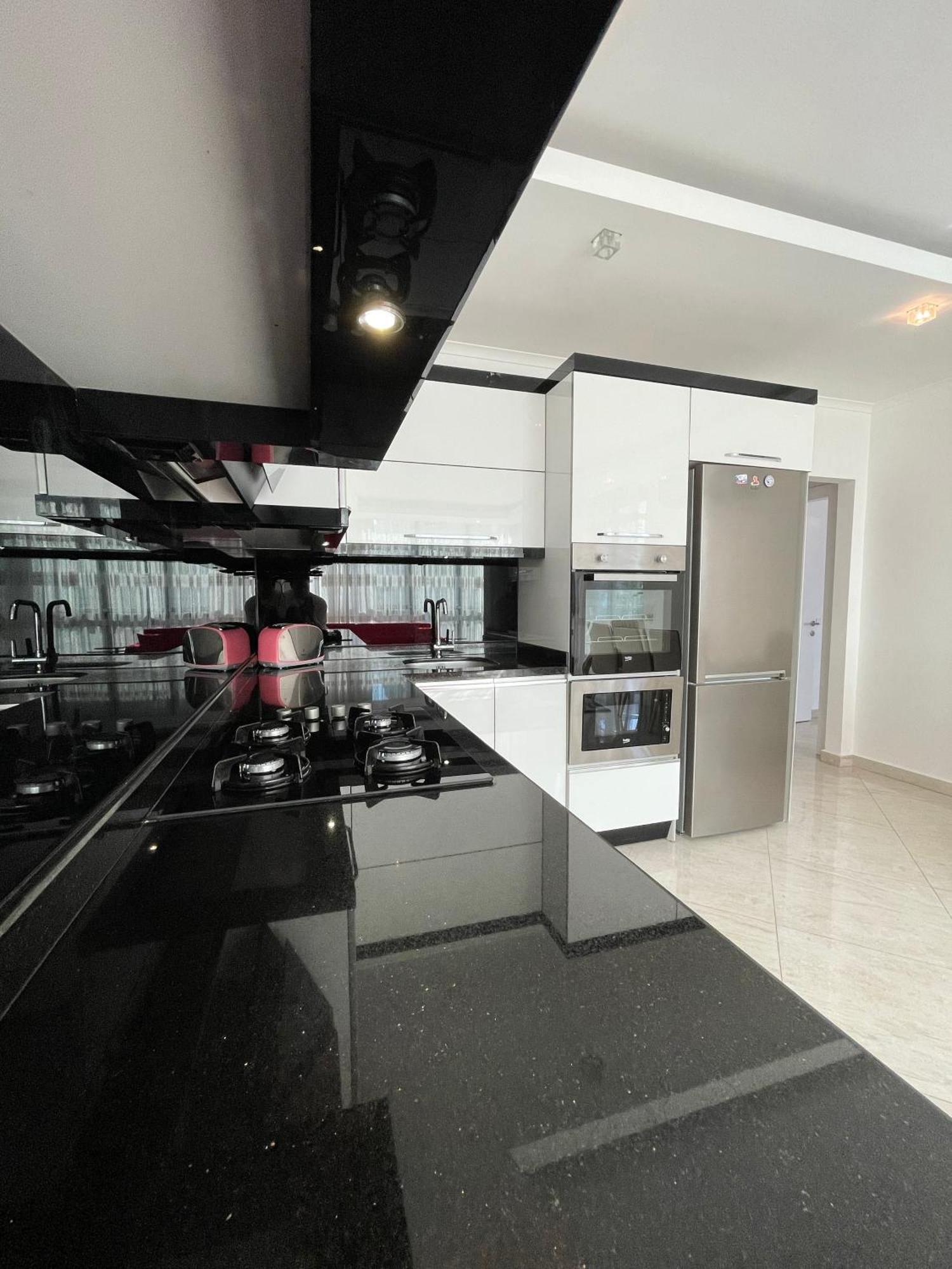 Sa Apartments! 2bd Flat 200m To The Apartament Alanya