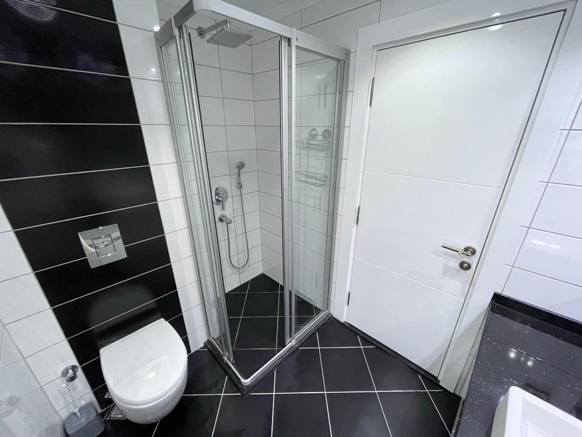Daire Sa Apartments! 2bd Flat 200m To The *